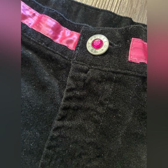 Vintage 2006 Hello Kitty Pants Girls XL Black Velvet Embroidered Y2K - Picture 8 of 9